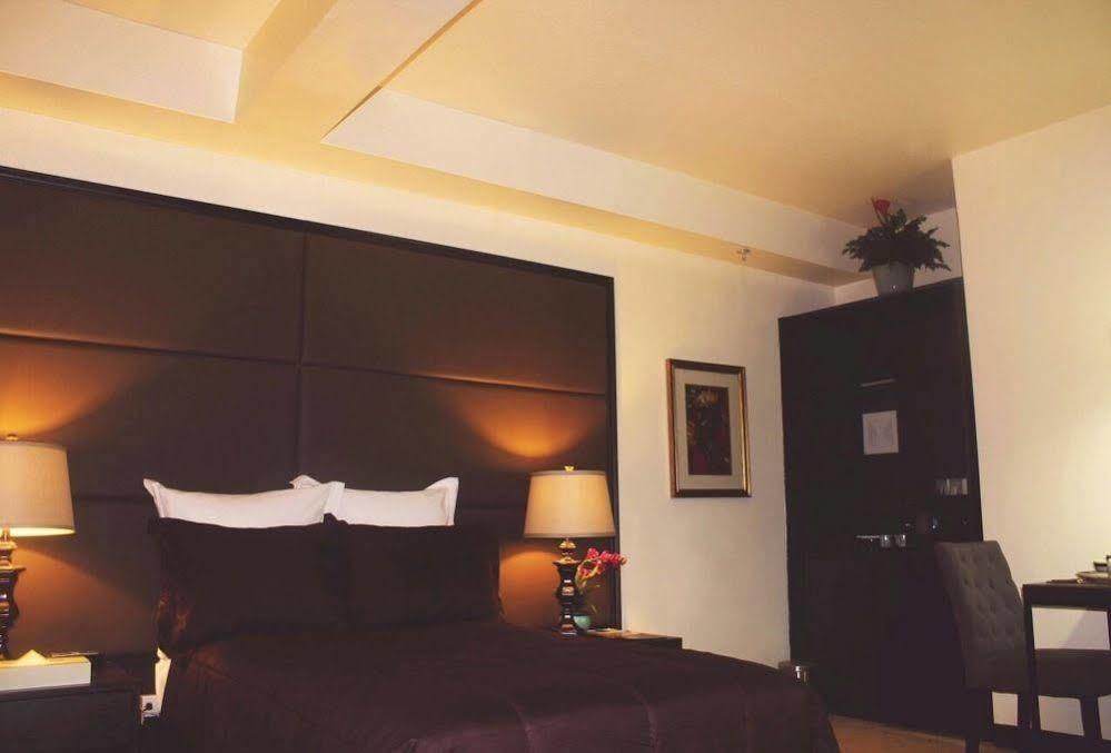 One Pacific Hotel Tamuning Exterior photo